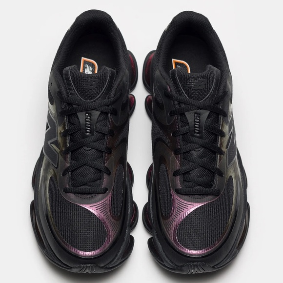 🖤 New Balance 2000 Black Iridescent 🌈 - Picture 4 of 4